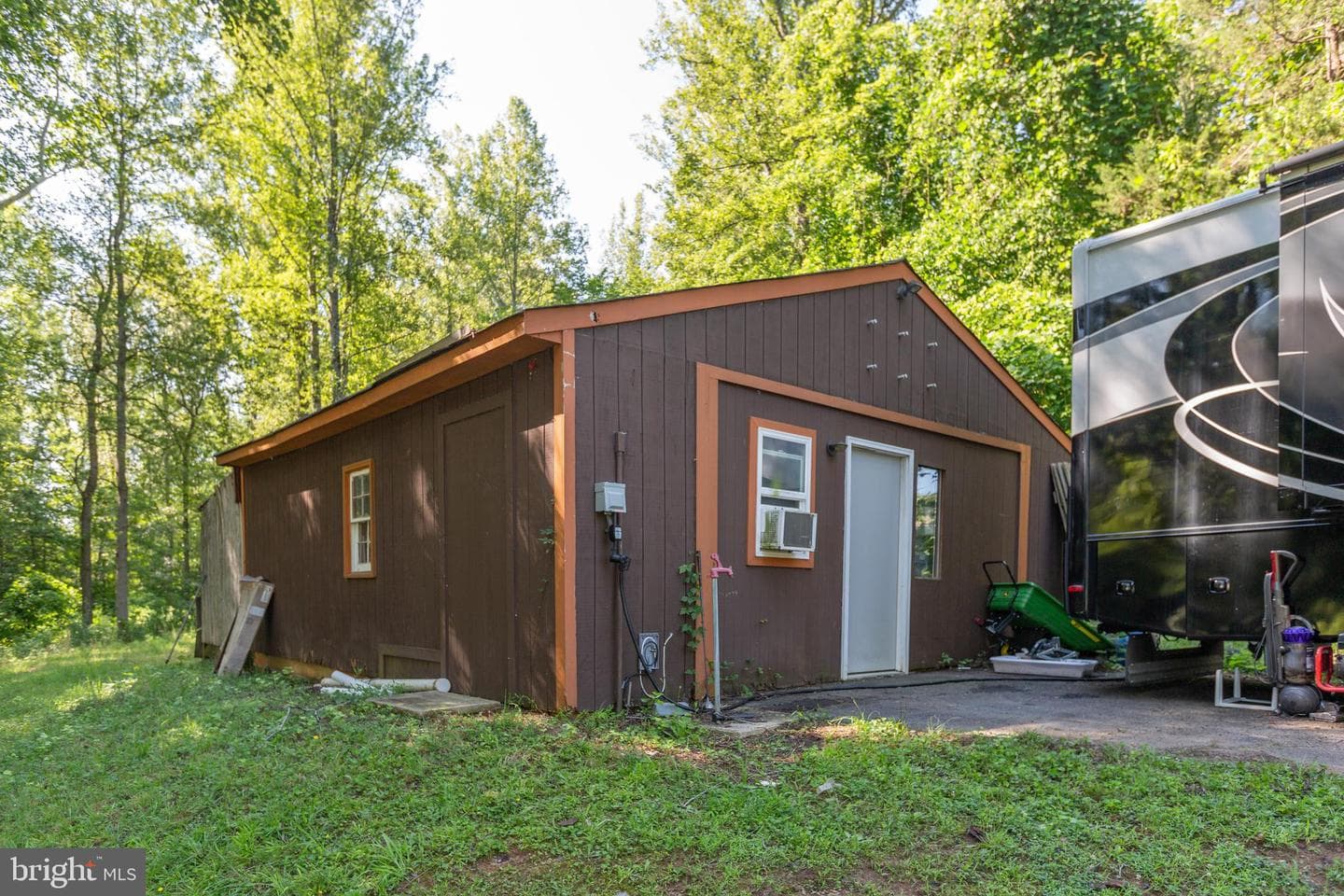 665 Holly Corner Rd photo 58