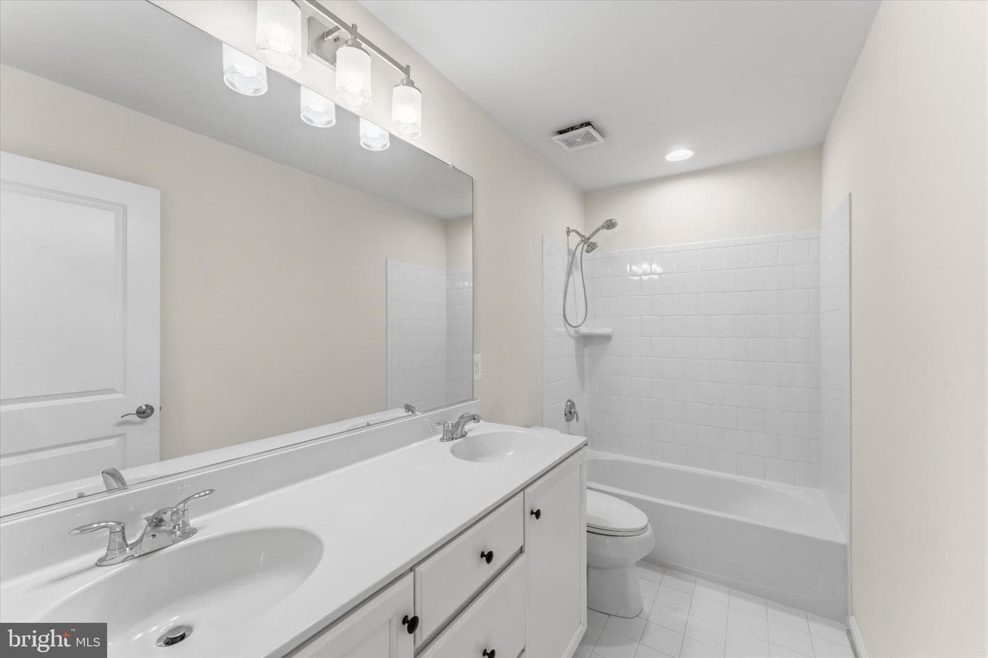 148 Gardenia Drive photo 45