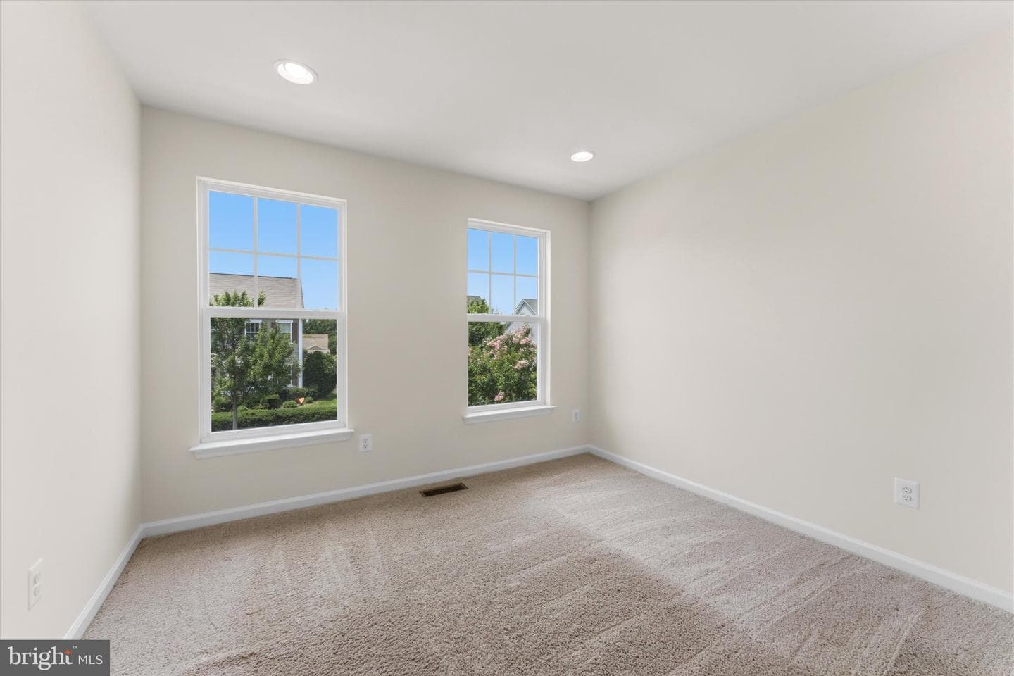 148 Gardenia Drive photo 50