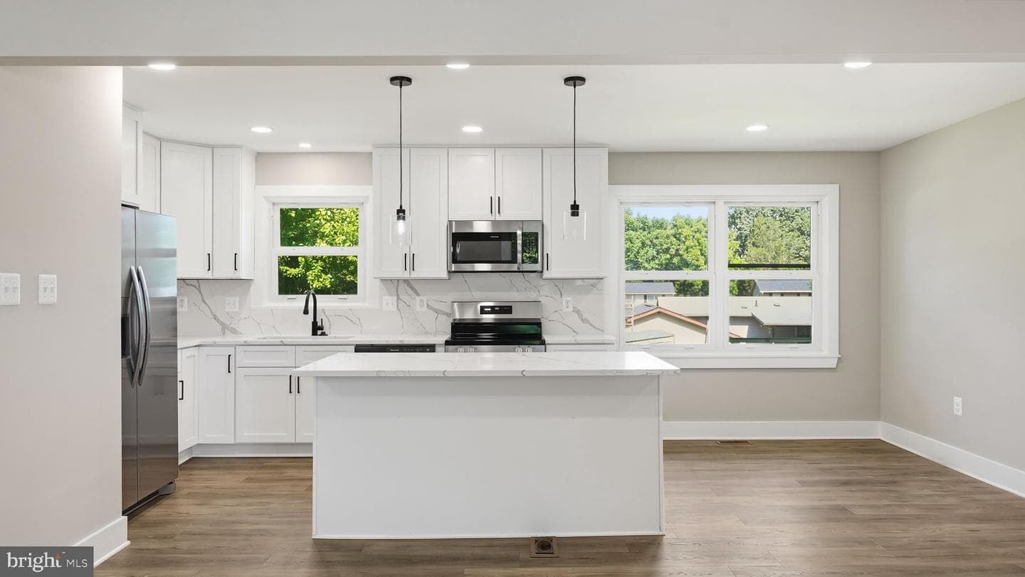 210 Austin Drive photo 11
