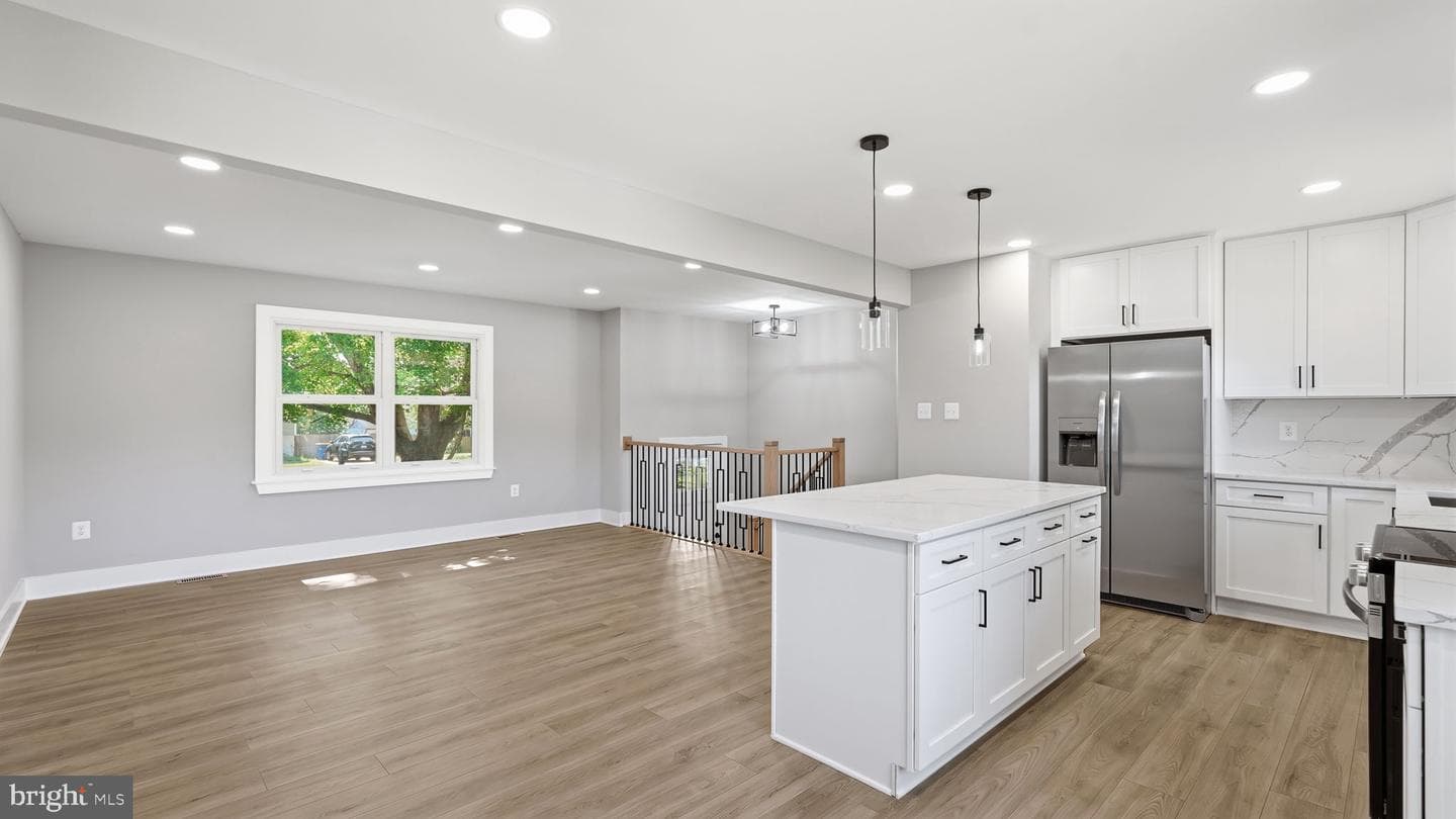 210 Austin Drive photo 16