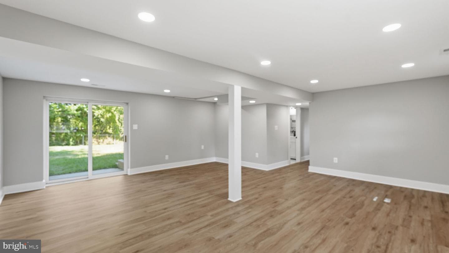 210 Austin Drive photo 32