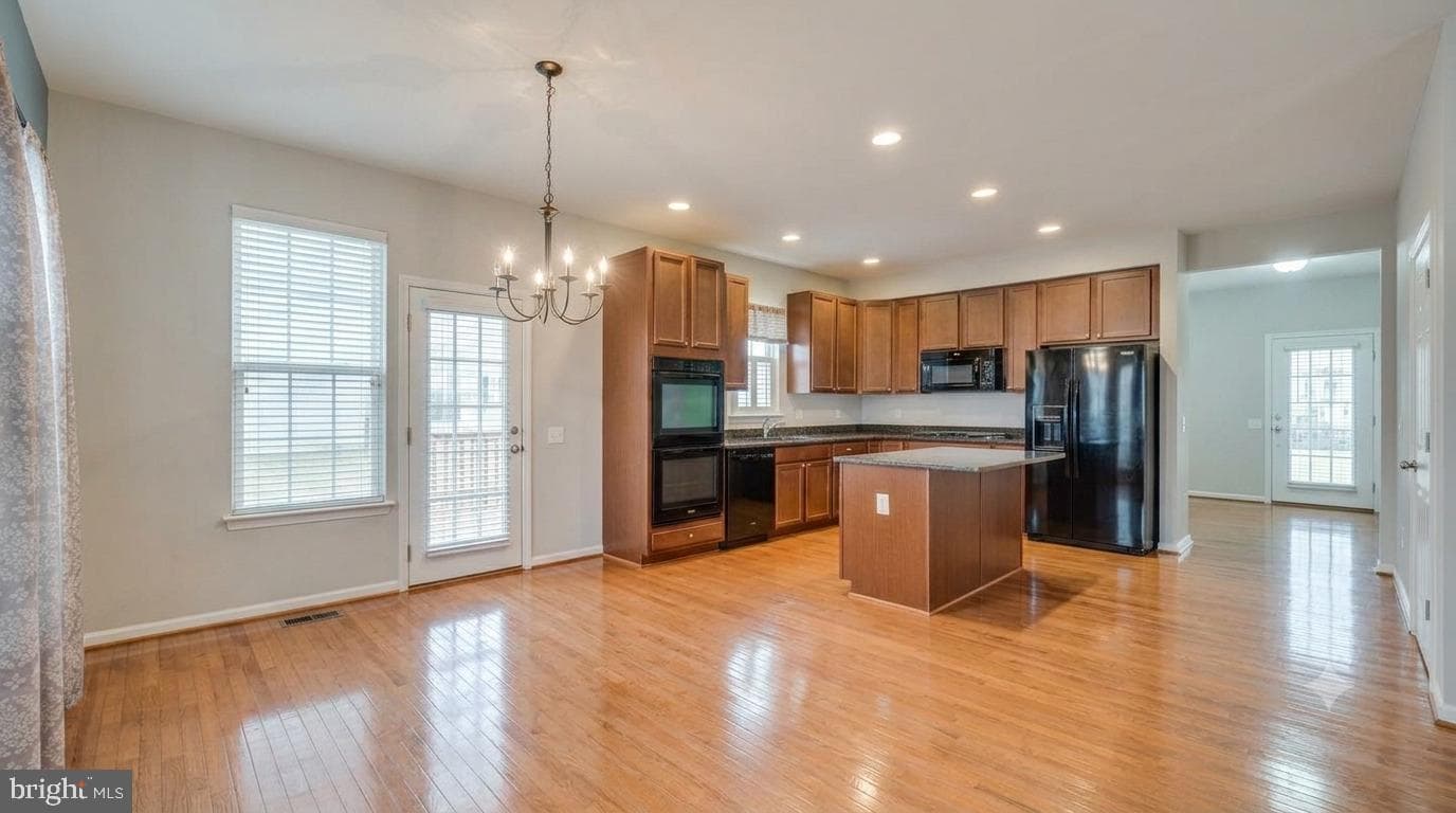 62 Charter Gate Drive photo 16