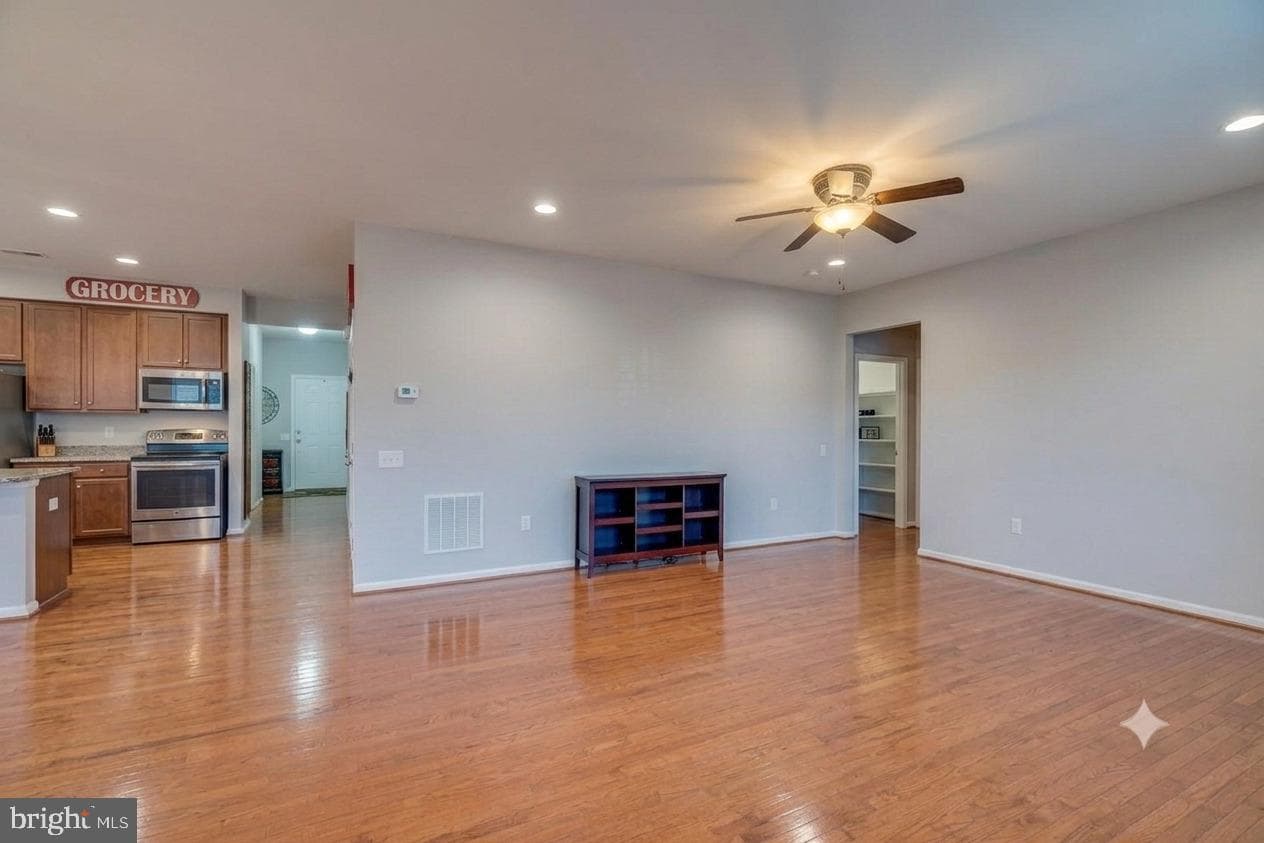 62 Charter Gate Drive photo 18