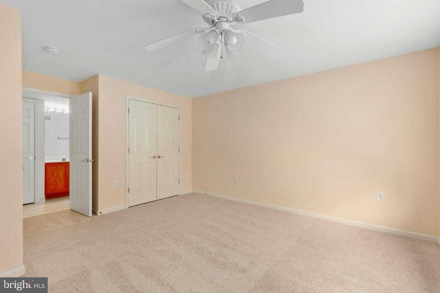 22 Chantilly Place photo 63