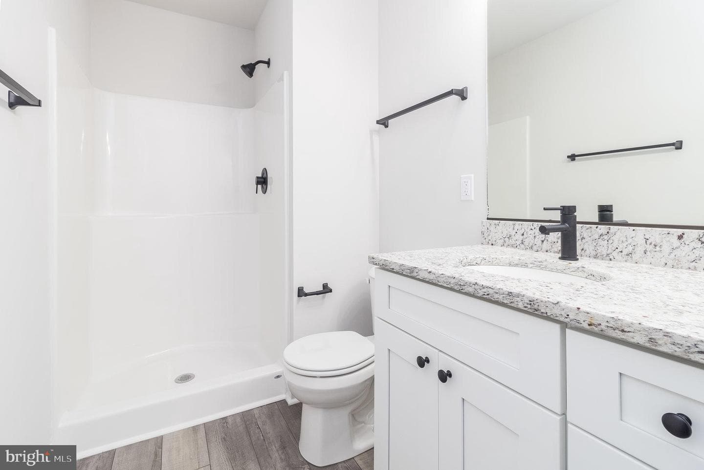 1194 Holly Street photo 15