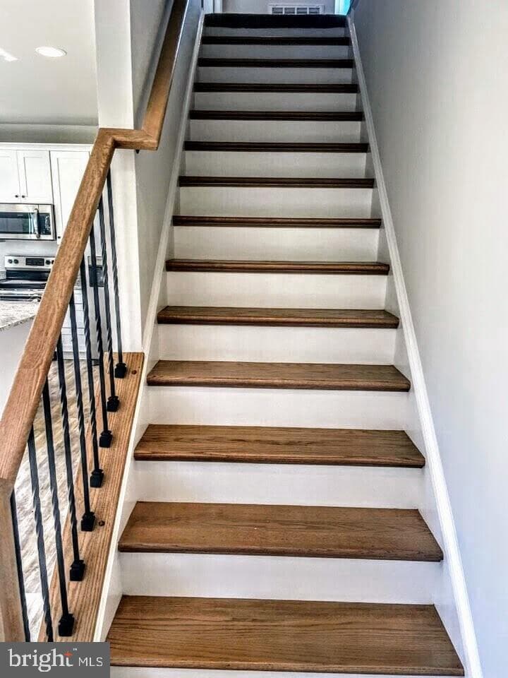 32 Virginia Avenue photo 21