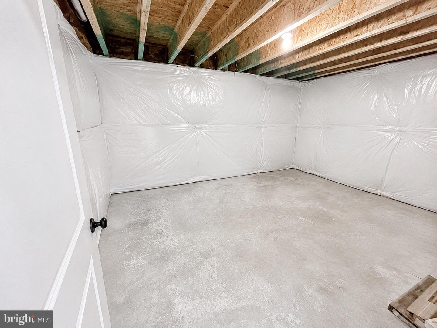 32 Virginia Avenue photo 39