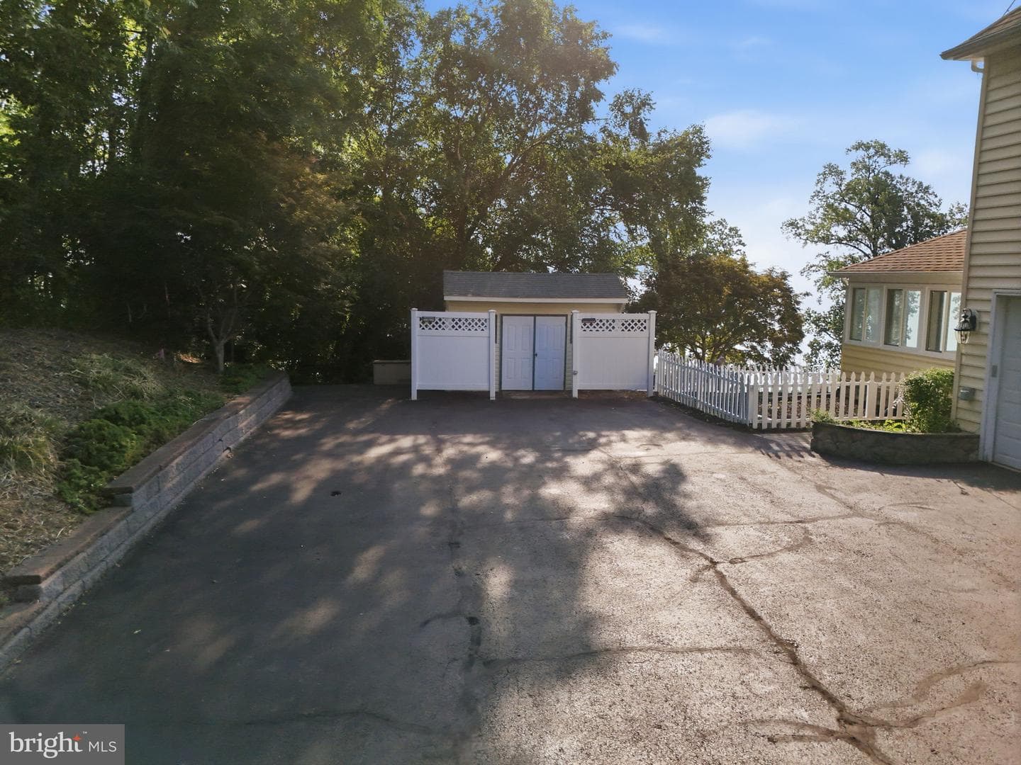 431 Marlborough Point Road photo 16