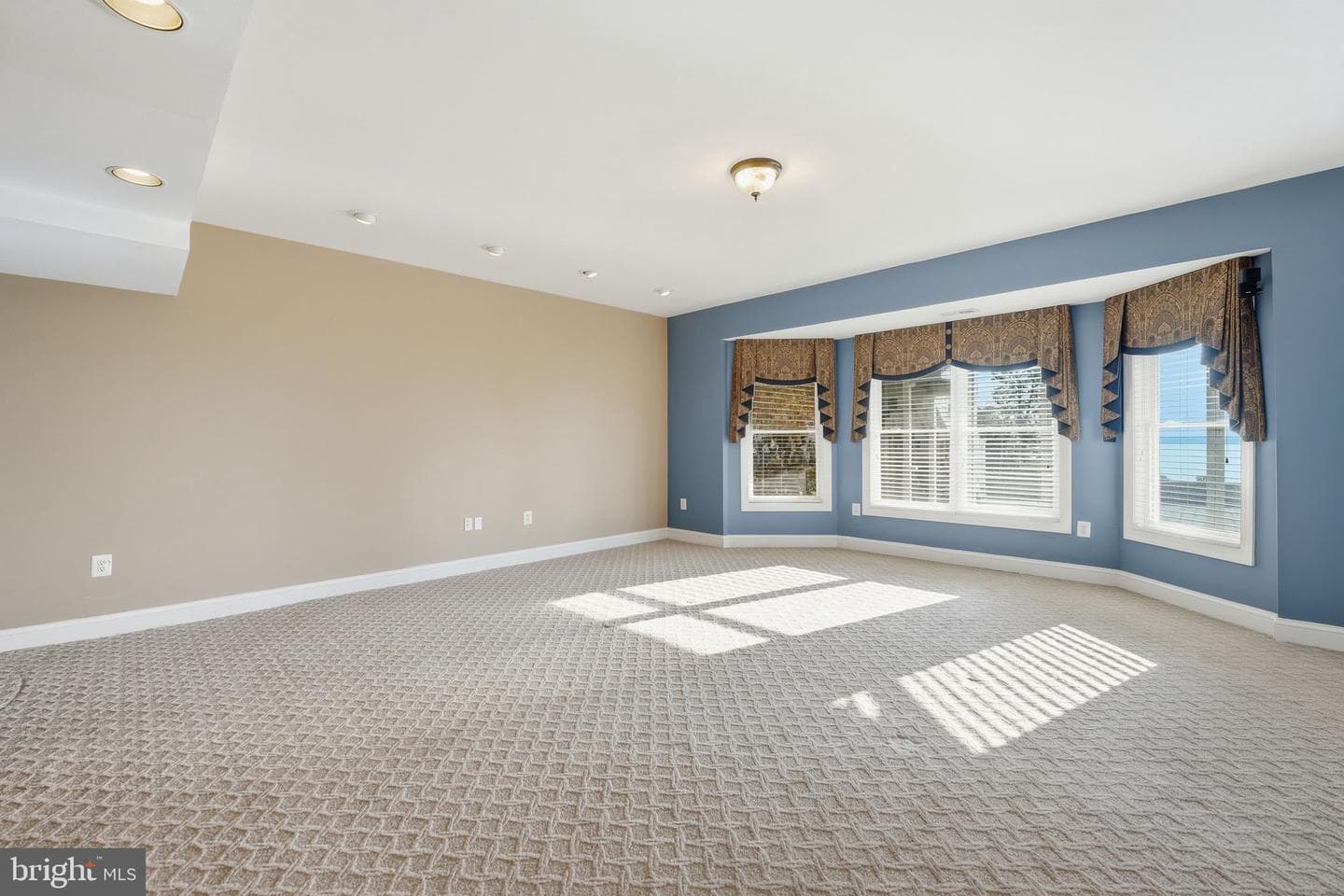 431 Marlborough Point Road photo 48