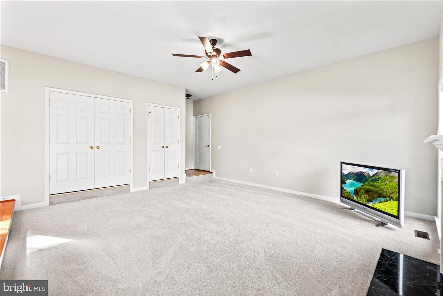 19 Pinto Lane photo 31