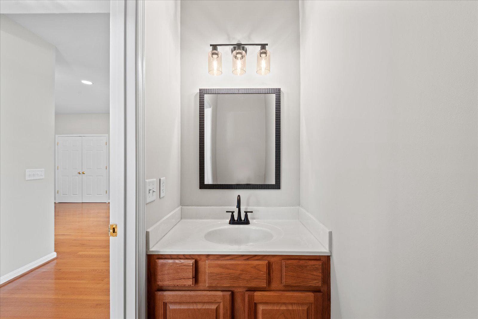 19 Pinto Lane photo 33