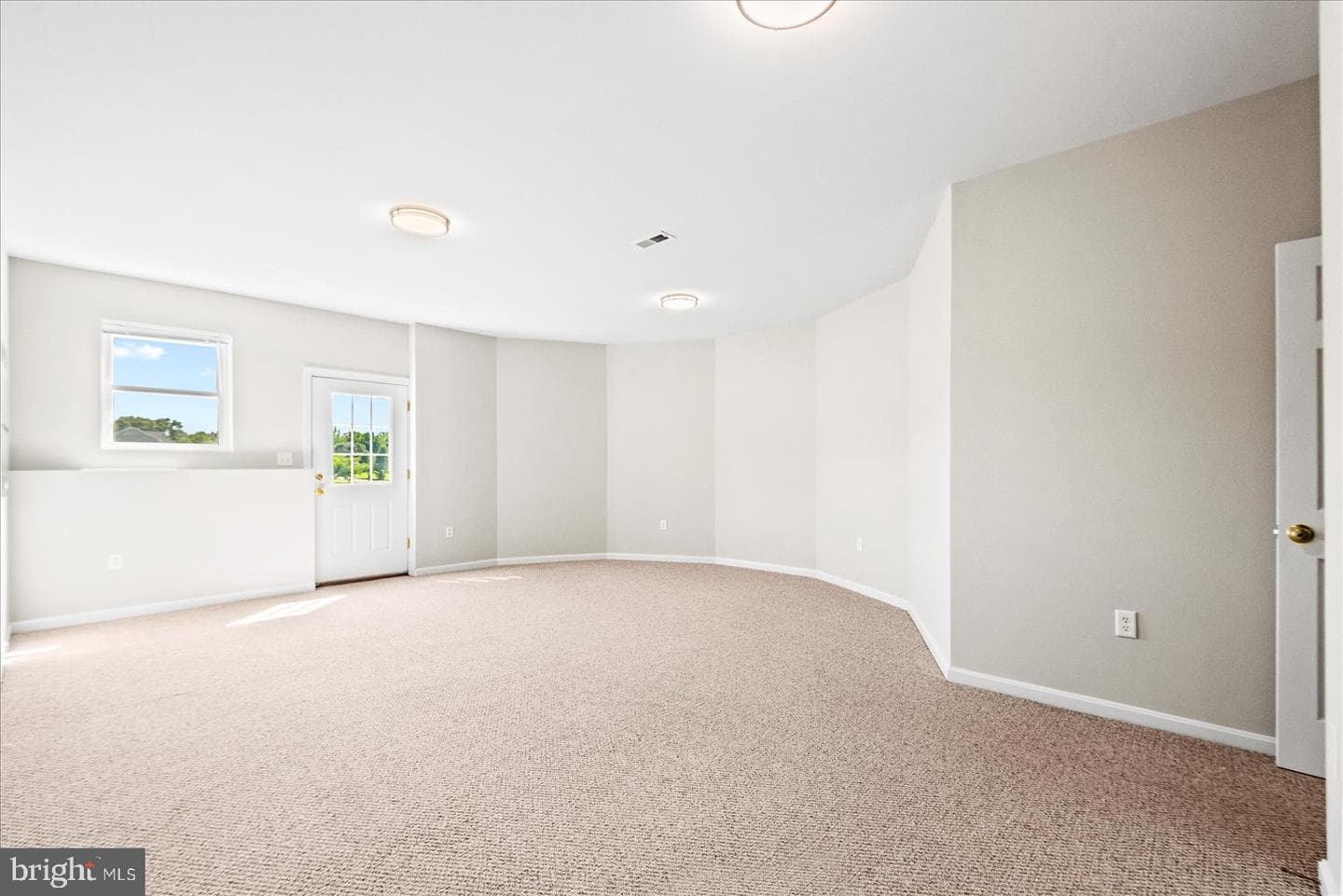 19 Pinto Lane photo 67