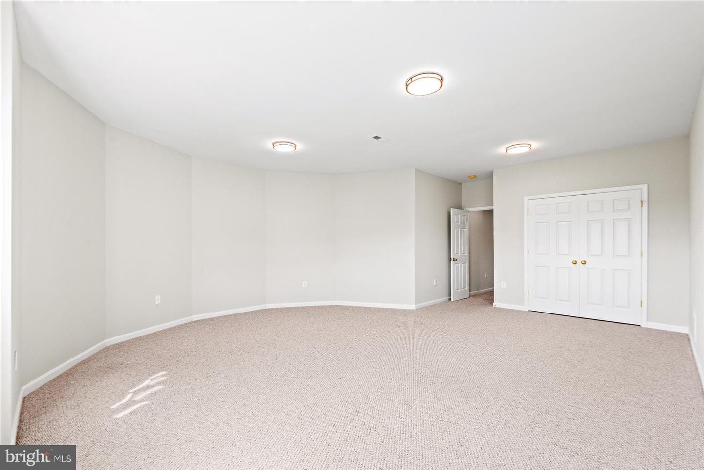 19 Pinto Lane photo 68