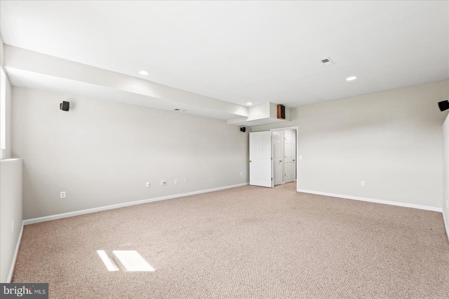 19 Pinto Lane photo 71