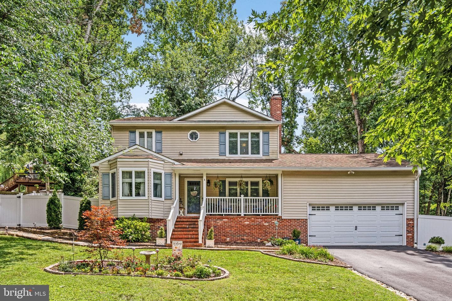 6 Greenhaven Court photo 3