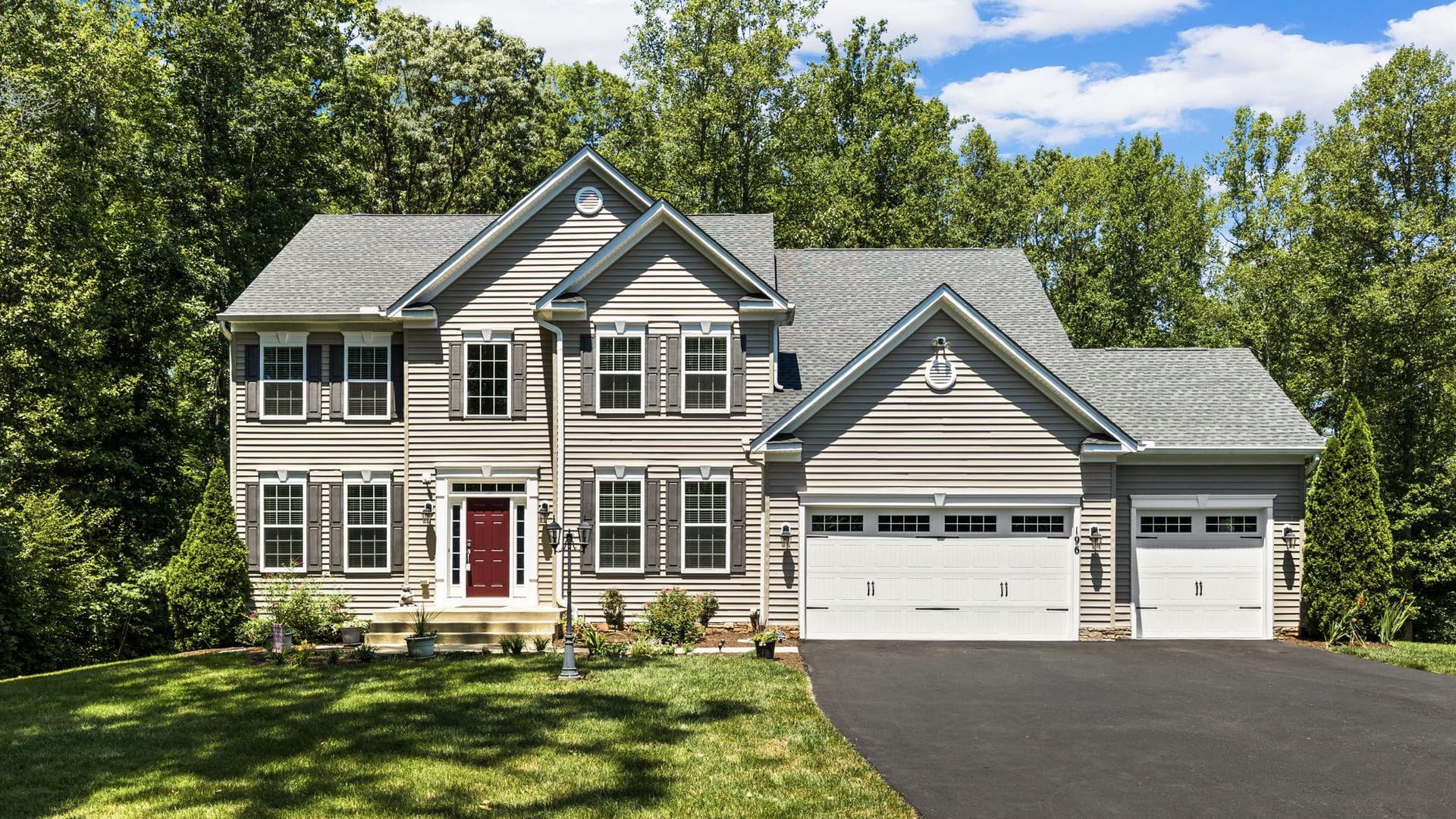 196 McPherson Drive, Fredericksburg