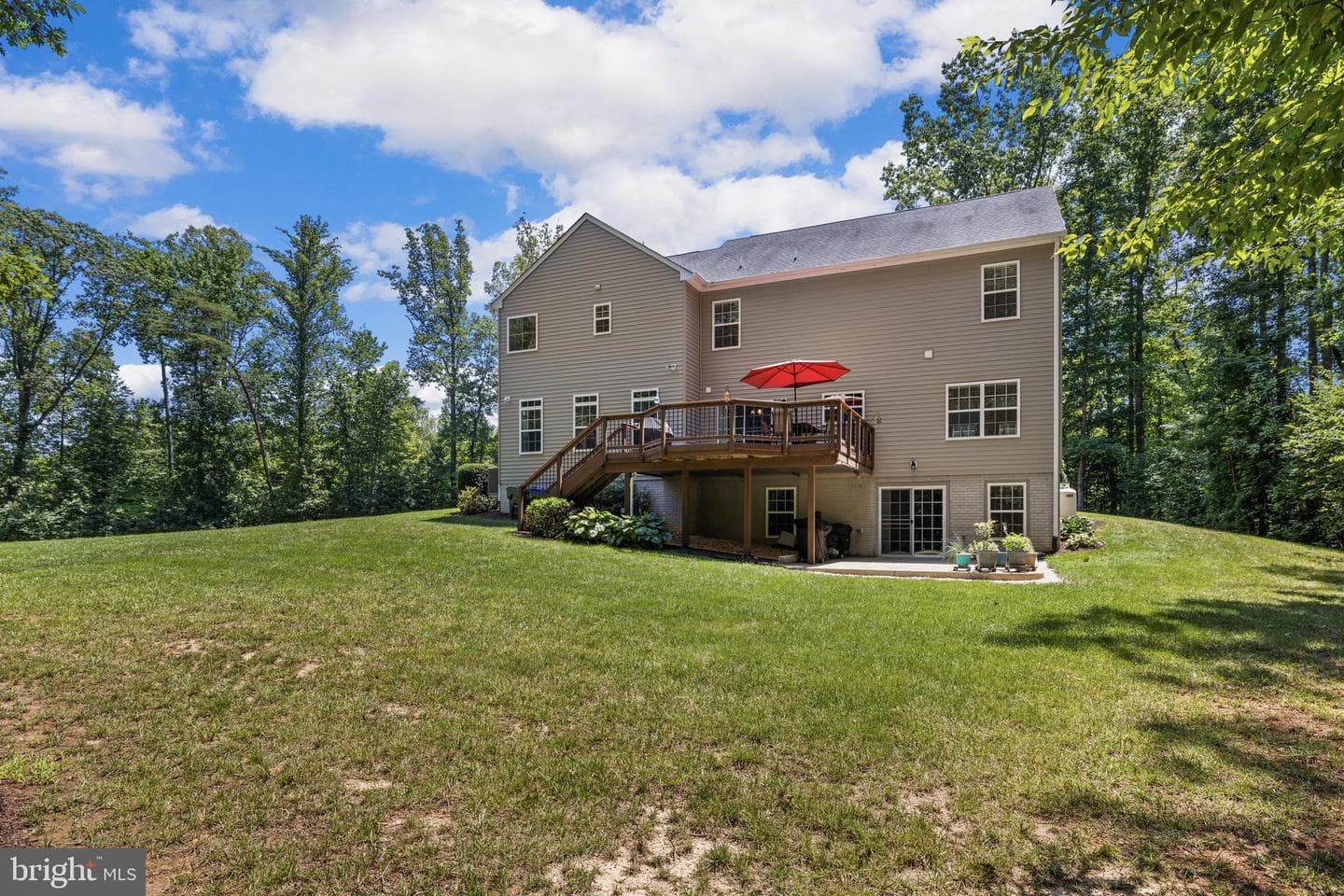 196 McPherson Drive photo 13
