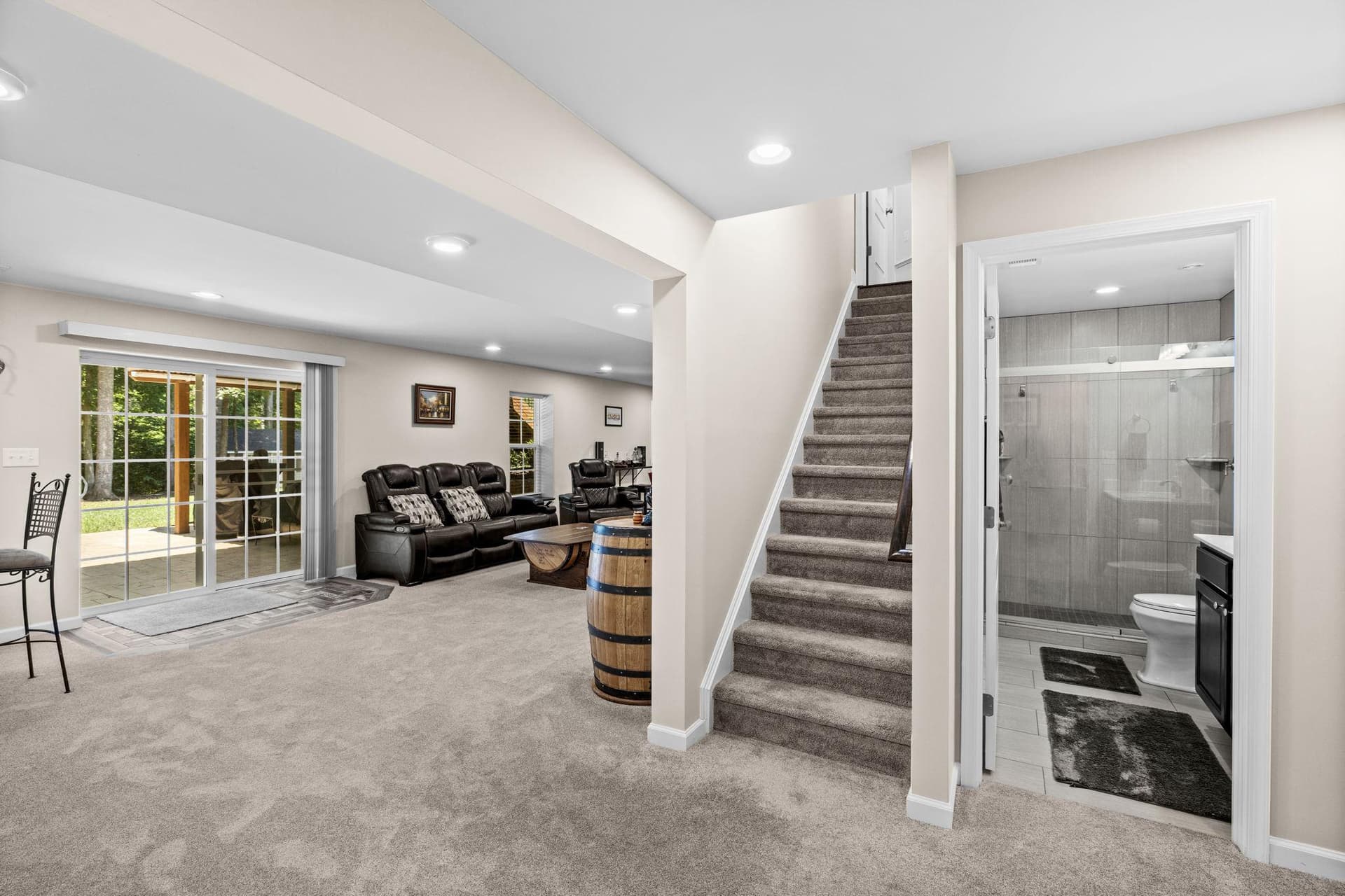 196 McPherson Drive photo 49