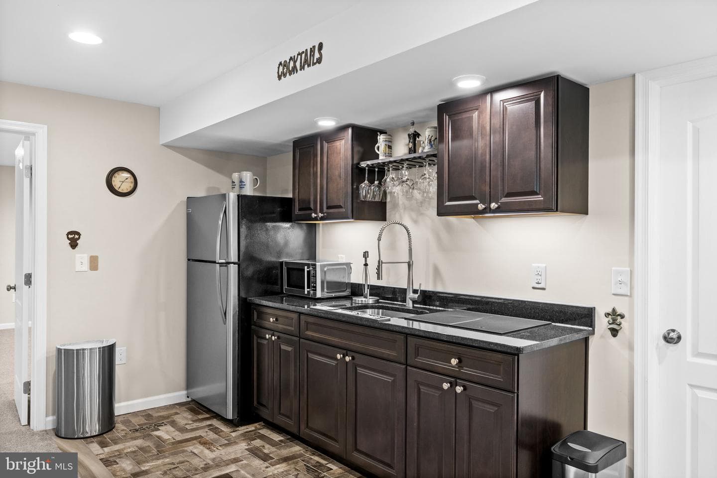 196 McPherson Drive photo 55