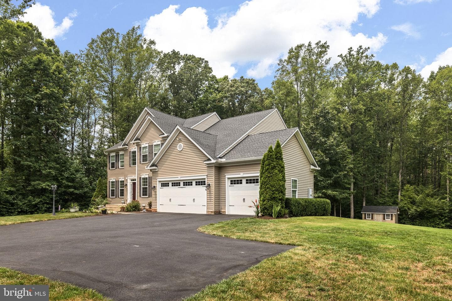 196 McPherson Drive photo 8