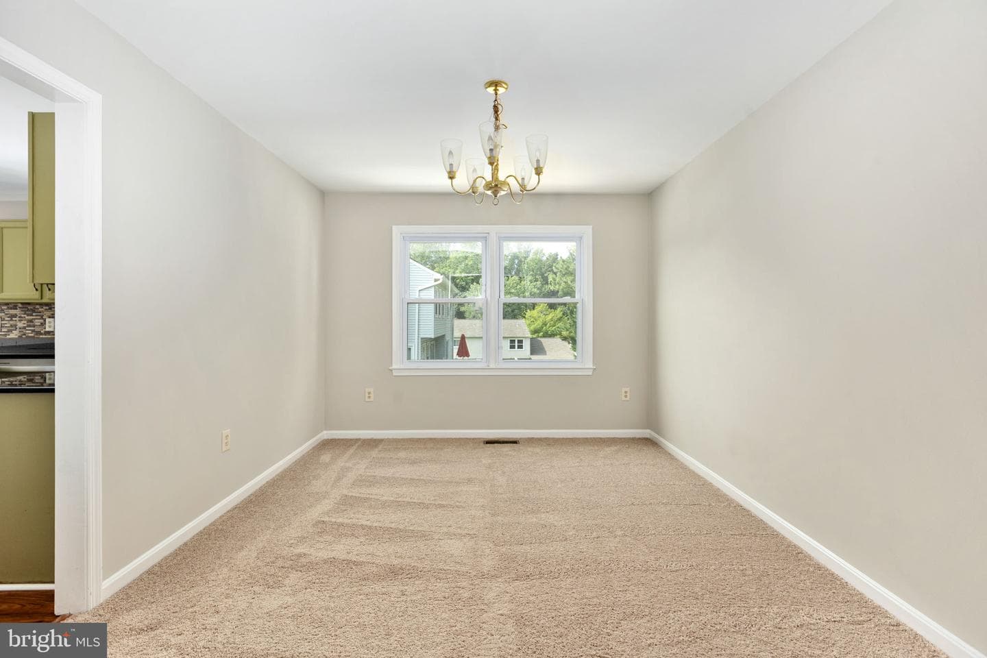 1 Markham Way photo 19