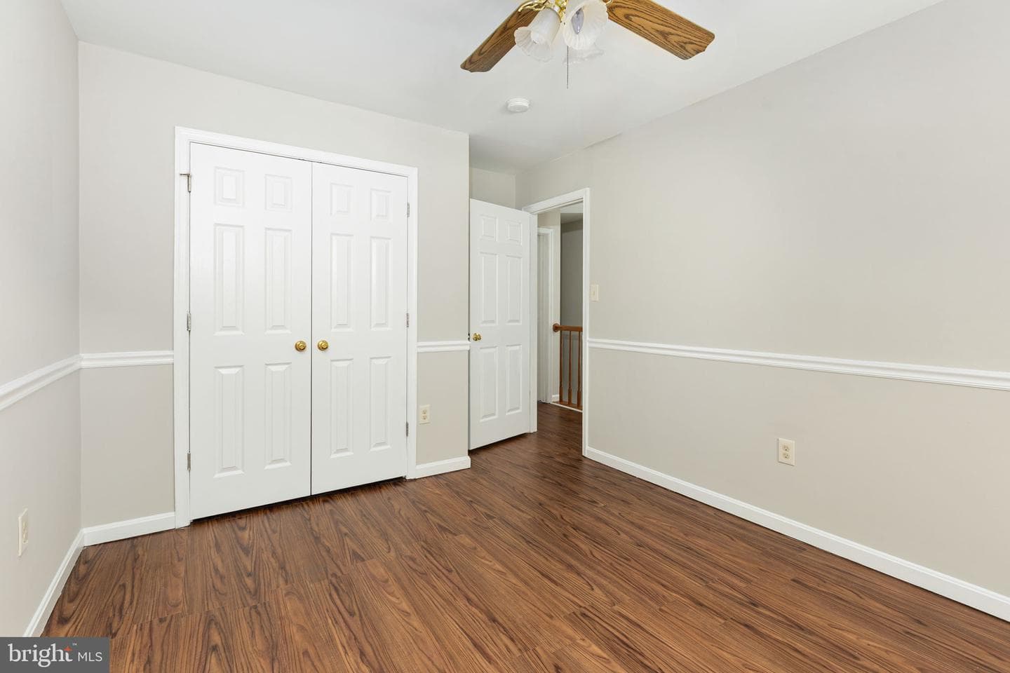 1 Markham Way photo 38