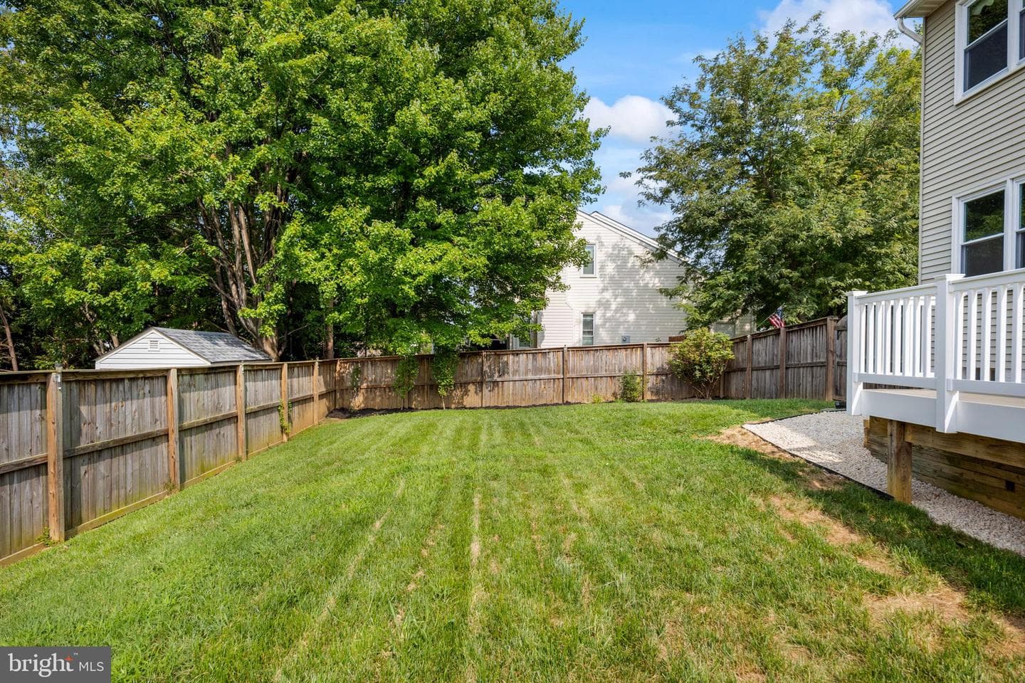 1 Markham Way photo 65