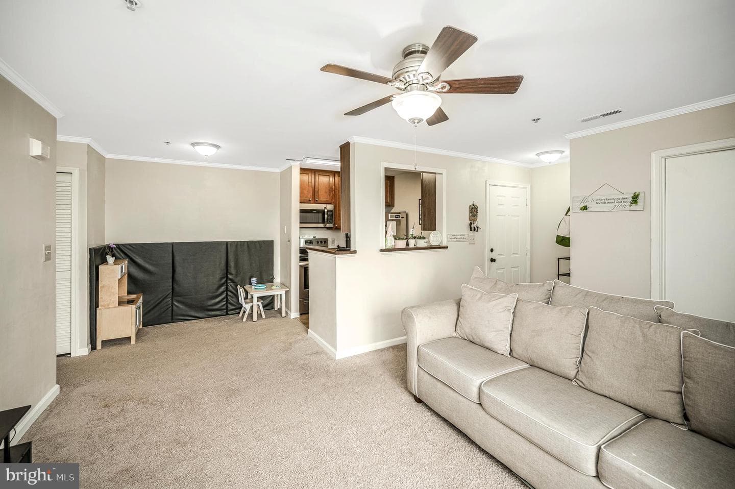 75 Fern Oak Circle #303 photo 9