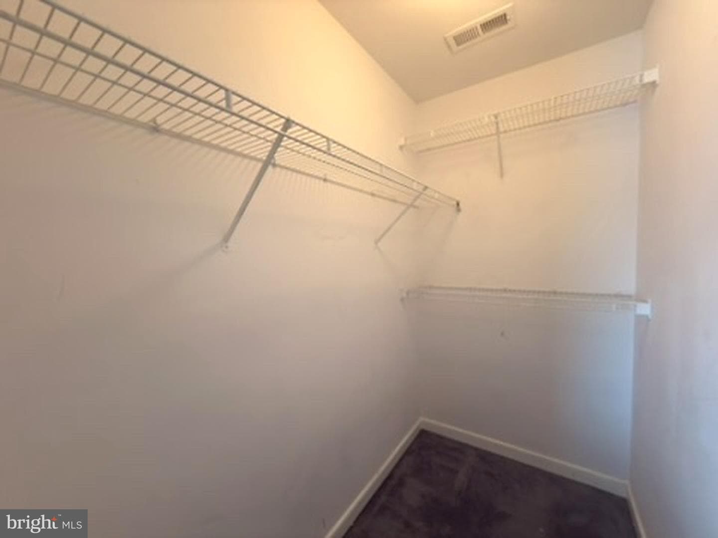410 Munsons Hill Court photo 20