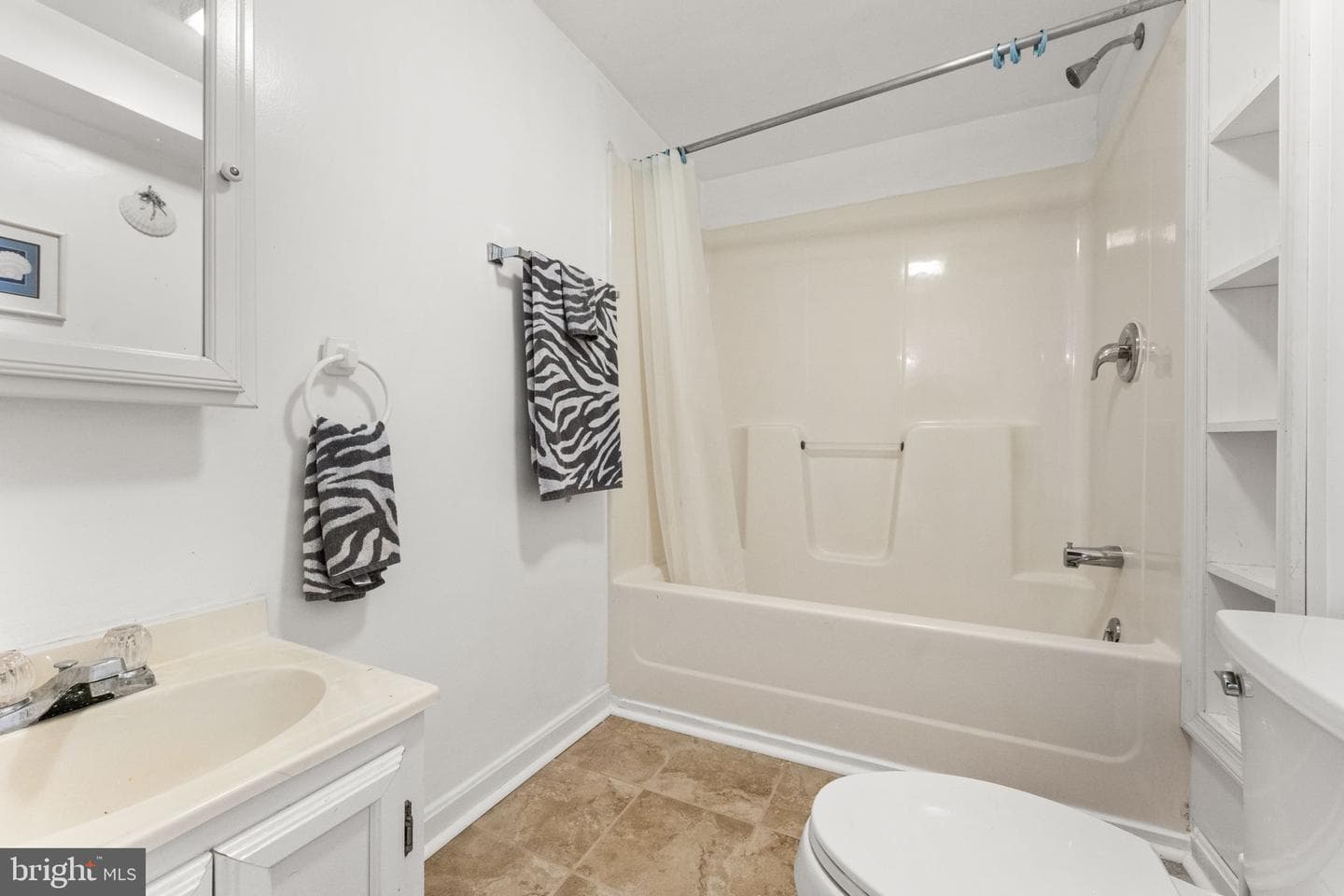 1026 Portugal Drive photo 27