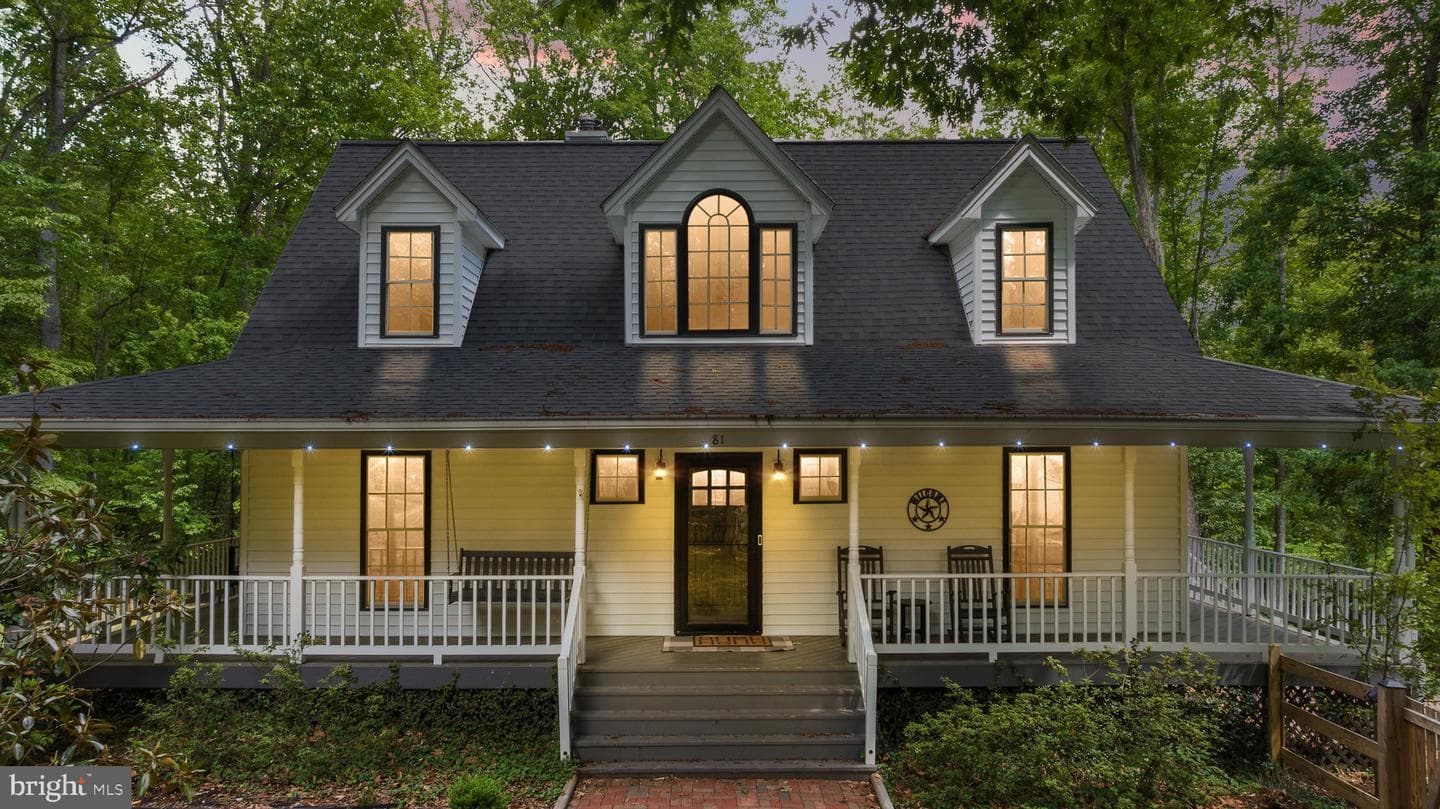 81 Lady Jane Lane photo 3