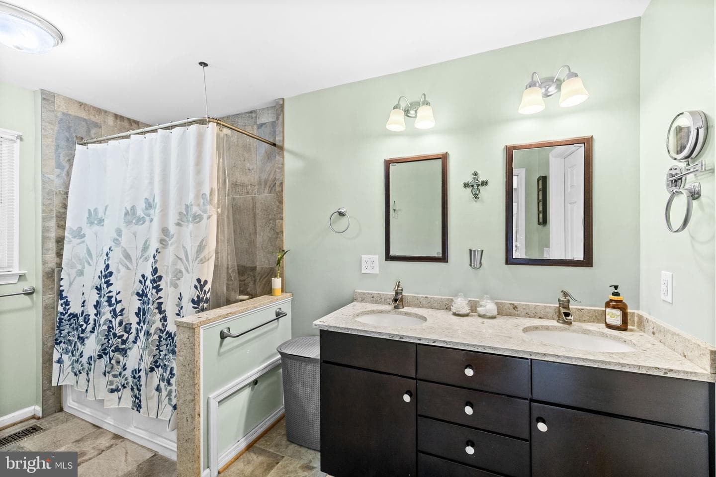 559 Holly Corner Road photo 35