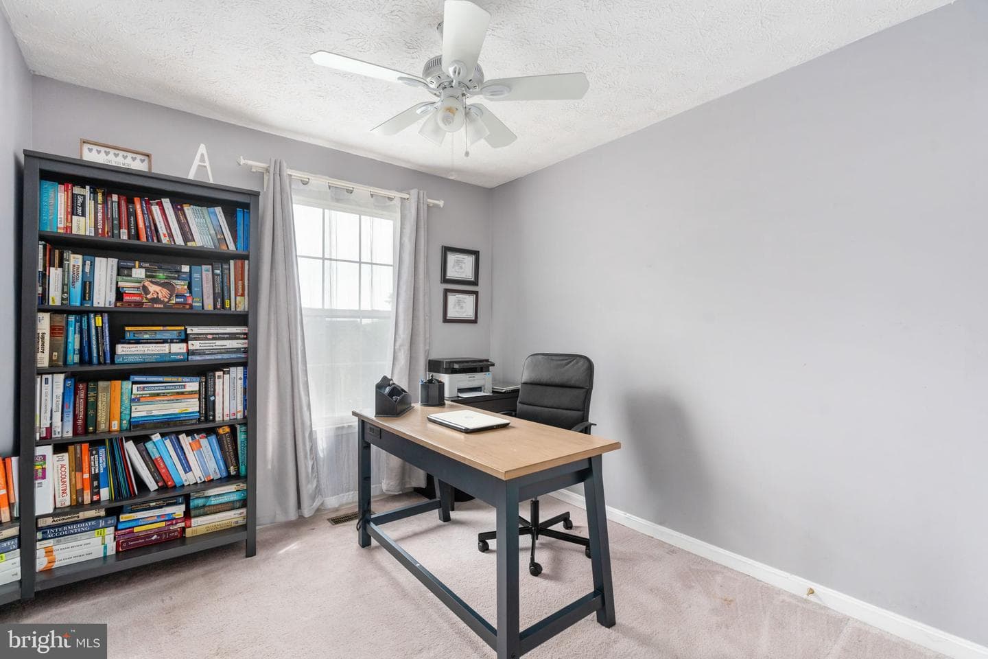 406 Rover Court photo 32