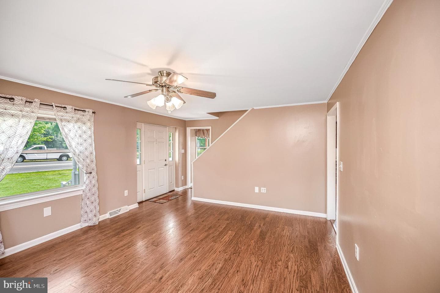519 Telegraph Road photo 23