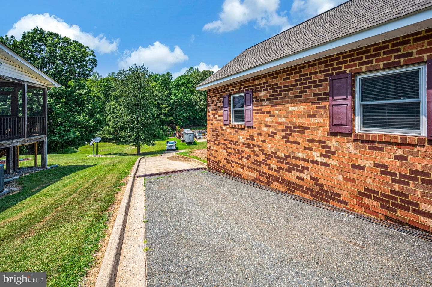 519 Telegraph Road photo 49