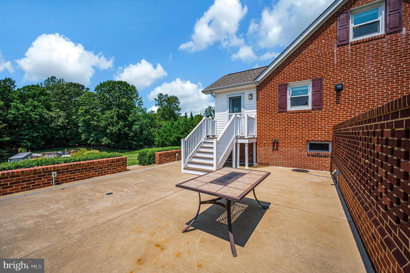 519 Telegraph Road photo 55