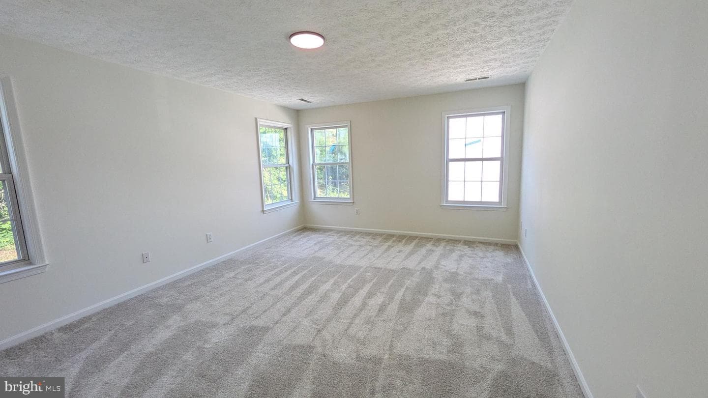 28 Brush Everard Court photo 3