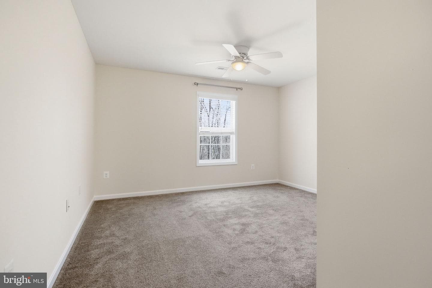 950 Grouse Pointe Drive photo 36