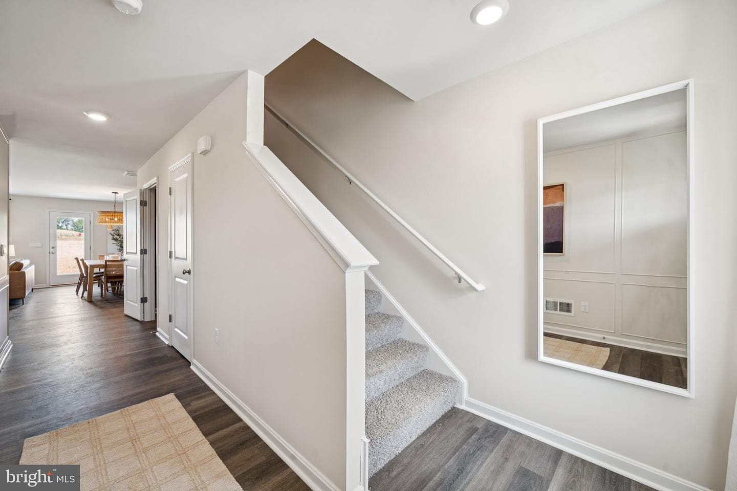 225 Camden Drive photo 18