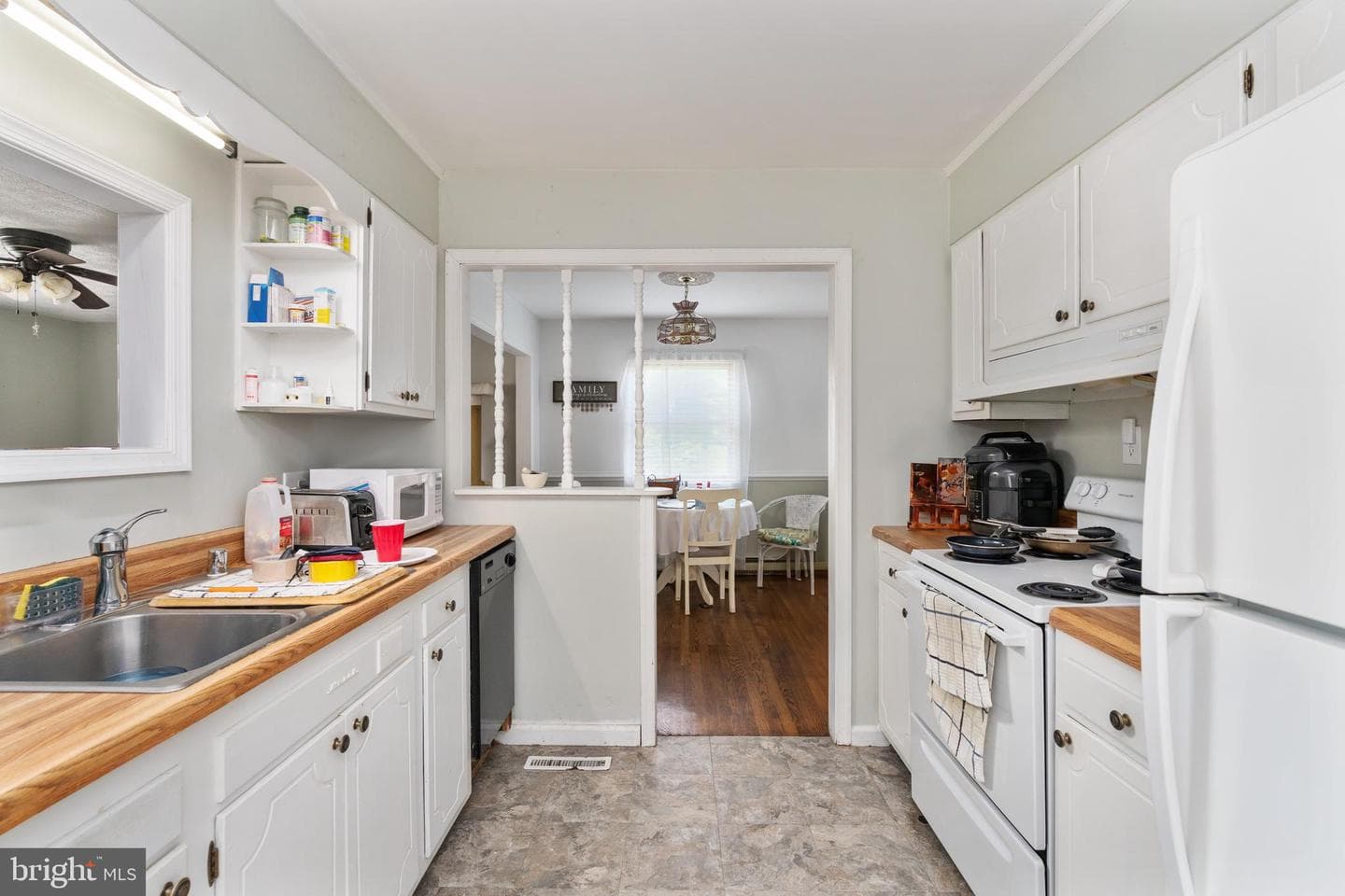 100 Latane Drive photo 14
