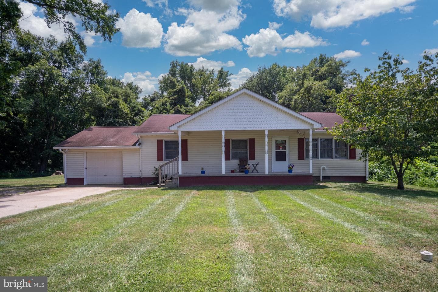 100 Latane Drive photo 36
