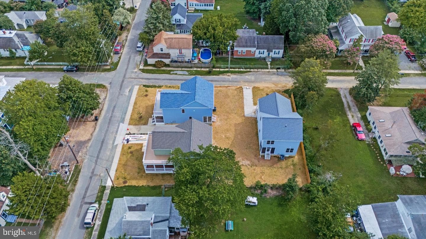 207 Lincoln photo 47