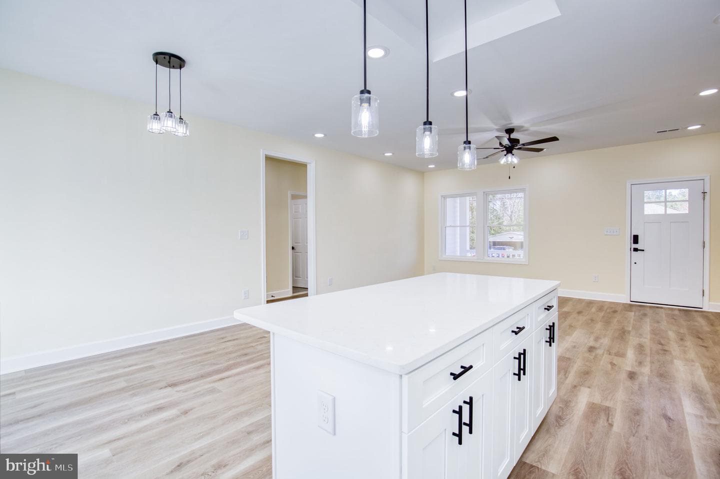 49 Poplar Lane photo 14