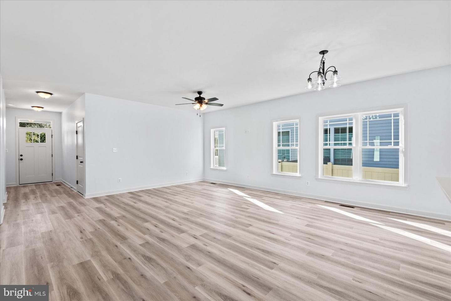 133 6th St photo 11