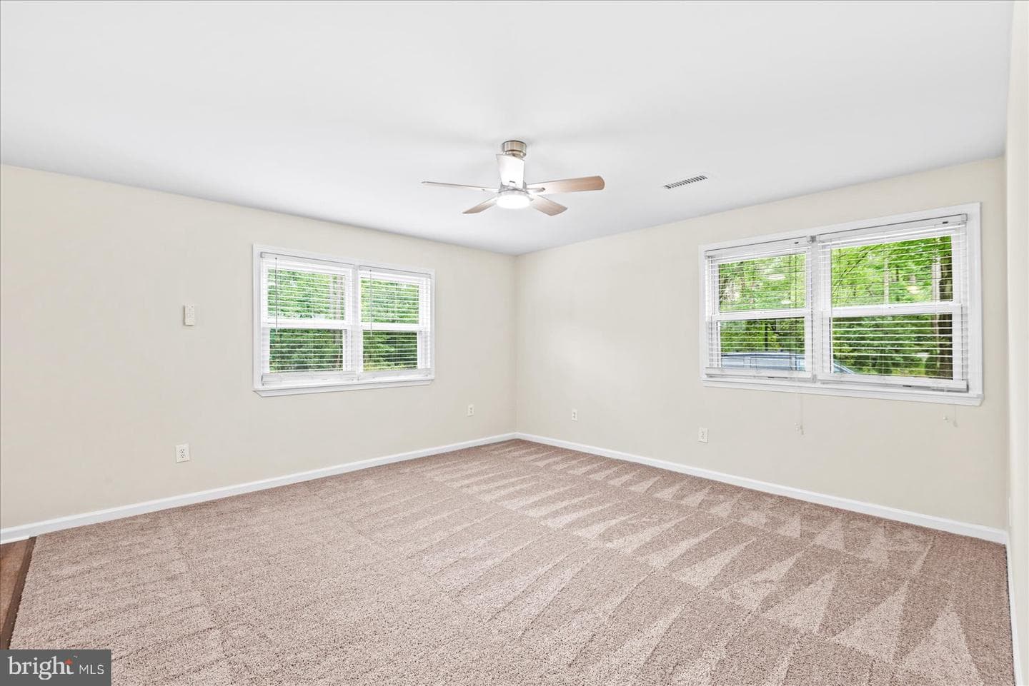 218 Circle Lane photo 11