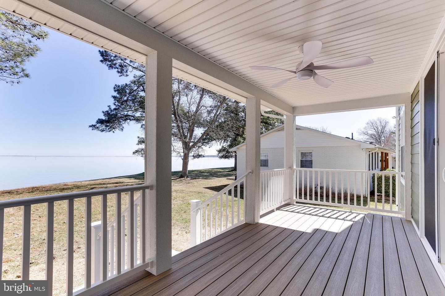 54 Shore Dr. photo 38