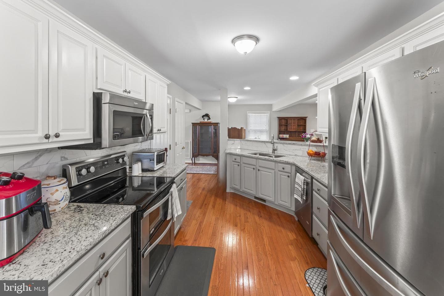 1226 Bancroft Avenue photo 14