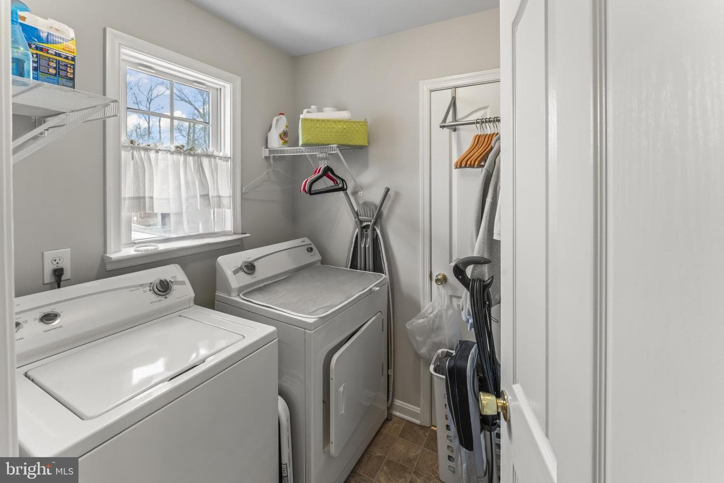 1226 Bancroft Avenue photo 31