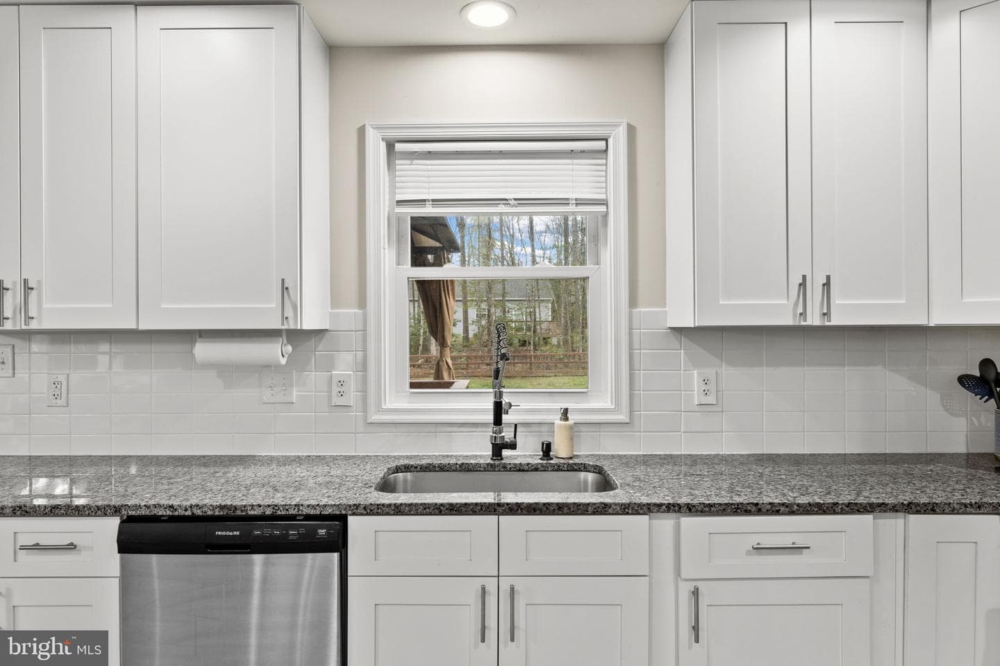 84 Pinewood Ln. photo 14